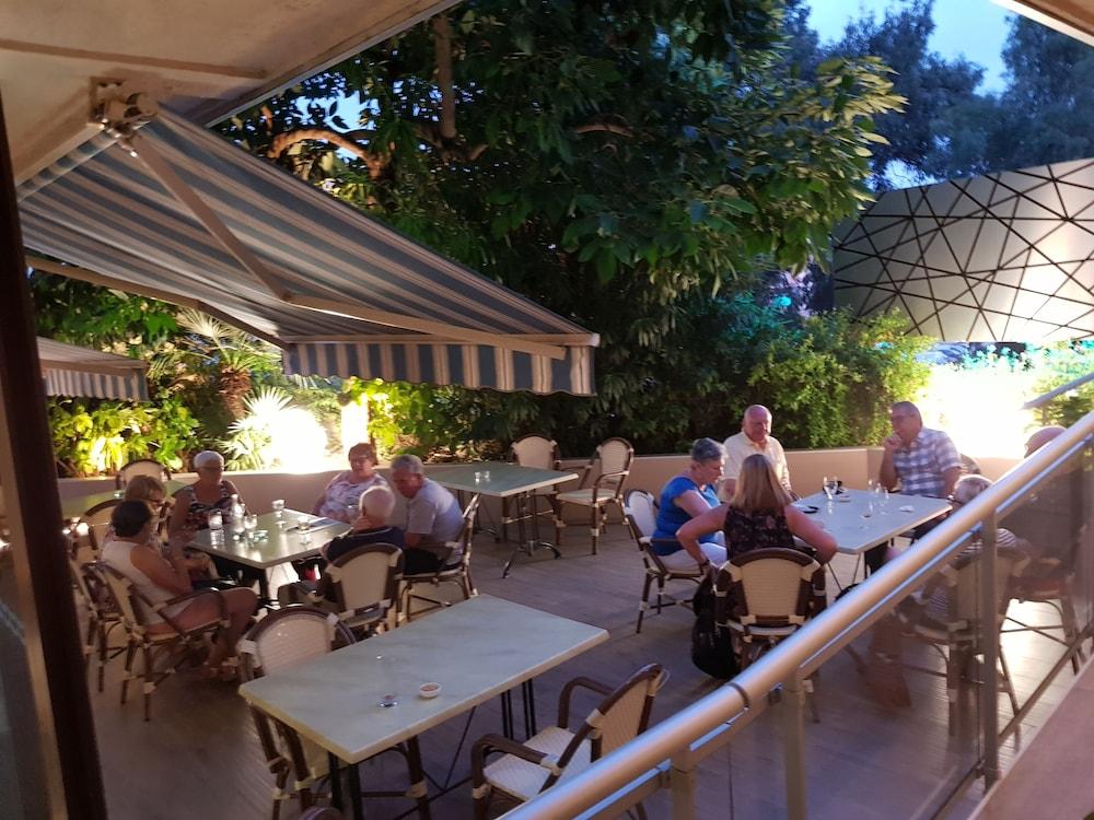 Castel Vecchio Hotel Ajaccio  Kültér fotó